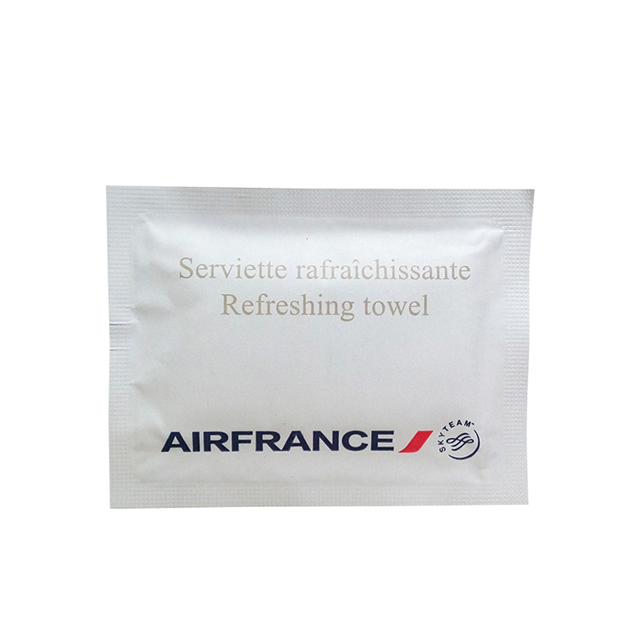 Serviette rafraîchissante emballée simple pour la compagnie aérienne France